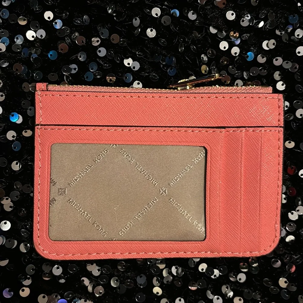 Michael Kors wallet - Picture 2 of 3